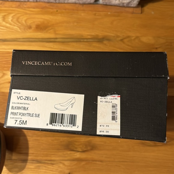 NIB Vince Camuto Heels - Picture 9 of 9